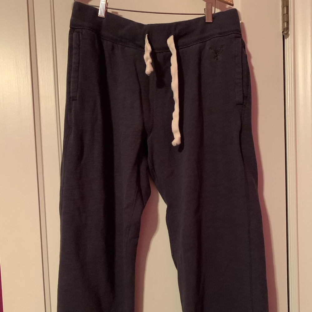 american eagle men’s sweatpants size medium grey